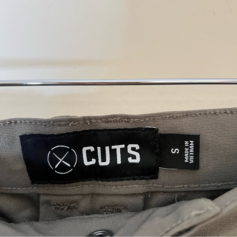 Cuts AO Jogger in Gray Size Small - Picture 5 of 5